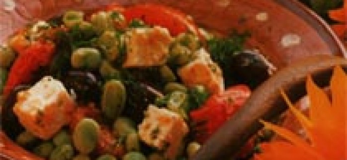 Bakla ve Feta Peynirli Salata Tarifi