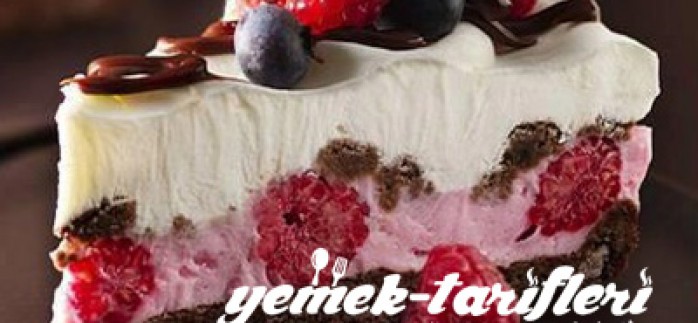 Böğürtlenli Pasta Tarifi