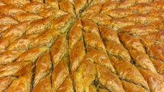 Ev Yapımı Cevizli Baklava