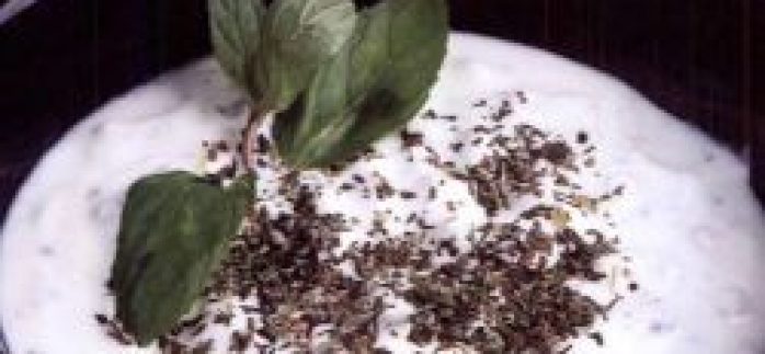 Kereviz Sapı Çorbası ( Peynirli )