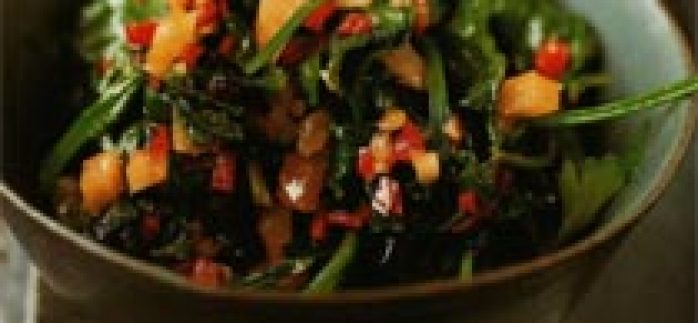 Kırmızı Biberli Sotelenmiş Ot Salatası
