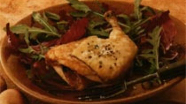 Peynirli Pastırmalı Tavuk Tarifi