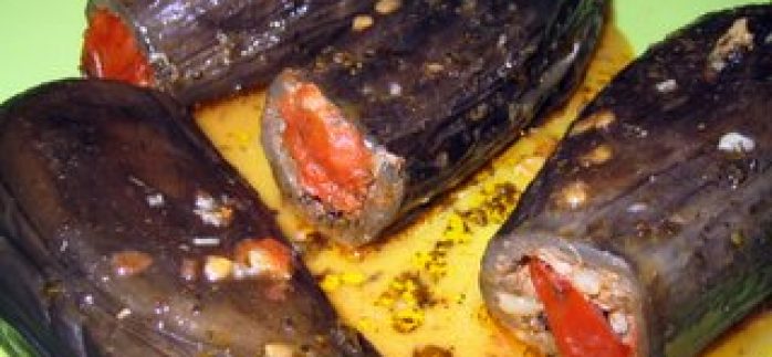 Etli Patlıcan Dolması Tarifi