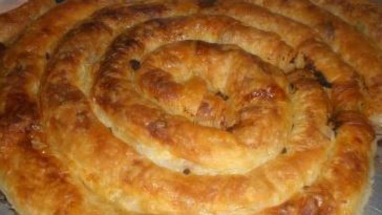 Hazir Yufkadan Kiymali Kol Boregi Oktay Usta Kolay Yemek Tarifleri